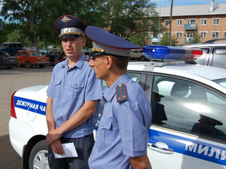  Инспекторов ГИБДД Хакасии премировали за отказ от взятки